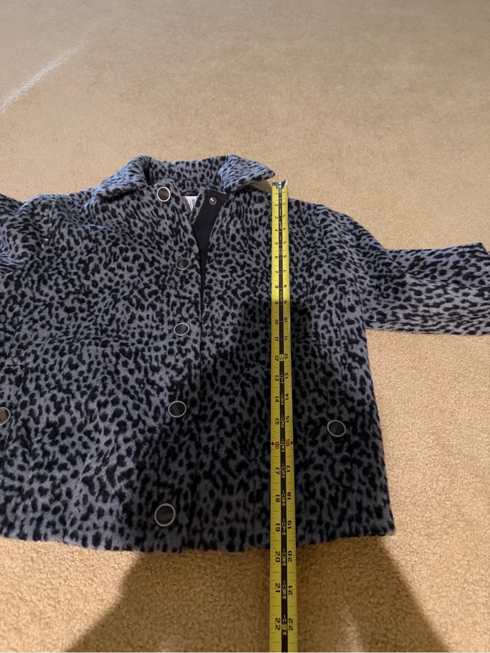 Talbots Women’s Gray Leopard Print Button-Front Jacket - Picture 7 of 8